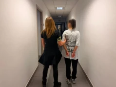 Zatrzymani za kradzieże rozbójnicze na kierowcach przewozów „na aplikację”