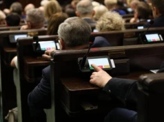 Rząd ugiął się pod presją banków? Prace nad kluczową ustawą wstrzymane po słowach o „banksterce”