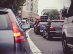Tańsze auta, droższa eksploatacja – co realnie się zmieniło w polskim rynku motoryzacyjnym