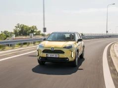Te auta w realnym ruchu są najoszczędniejsze. Absolutna dominacja Toyoty