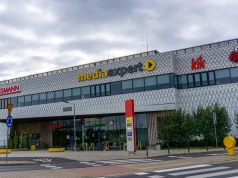 Parki handlowe przeżywają boom. Polacy zostawiają tam miliony euro