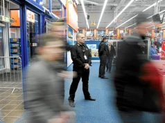 Castorama montuje w sklepach kamery z AI. Niezadowoleni klienci i pracownicy