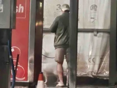 To jest szokujące. Mył psa na myjni samochodowej
