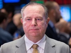 Amerykański lotniskowiec medialny wpływa do Polski. Newsmax otwiera nowy rozdział