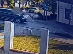 Wypadek pod komendą policji. Rowerzystka przeleciała w powietrzu kilkanaście metrów. Była pod wpływem alkoholu