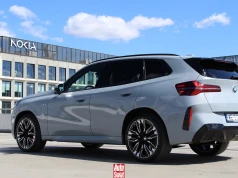 Jeździłem nowym BMW X3 z trzylitrowym dieslem. Jedna rzecz nie pasuje do klasy premium