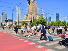 Polska gospodarka urośnie mimo geopolitycznego chaosu. Eksperci wskazują największe ryzyka