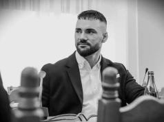"Czy tym co napiszę się narażę?". Partnerka polityka przerywa milczenie