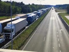 Po kilkanaście kilometrów korków do niemieckiej granicy – sytuacja niczym z lat 90.