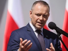 "To nie byli zwykli żartownisie". Kto stał za akcją w mieszkaniu matki Karola Nawrockiego?