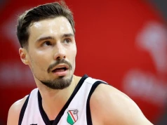 Legia Warszawa - Dziki Warszawa. Relacja na żywo. Gdzie obejrzeć?