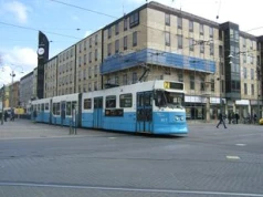 Szwecja: Autonomiczny autobus zderzył się z tramwajem. Pierwszego dnia