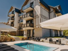 Szklarska Poręba w pięknej odsłonie 🏔️ Butikowy aparthotel z sauną i strefą spa blisko Szrenicy 🧖