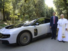 Prezentacja elektrycznego Ferrari doprowadziła do przeceny akcji. Na szczęście emocje już opadły