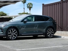 Tesla i Volvo się dogadały. Kierowcy Volvo skorzystają z Superchargerów używając swojej aplikacji