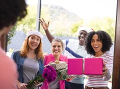 T-Mobile na nowo definiuje świat prezentów w Magenta Moments