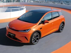 BYD wprowadza do Polski dwie nowe hybrydy plug-in. Sealion 5 ma już cenę, a Dolphin G czeka na debiut