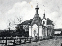 Fundamenty cerkwi wciąż leżą pod chodnikiem i ulicą Wojska Polskiego