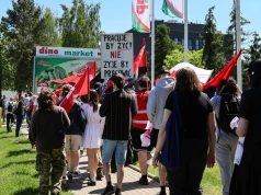 Pracownicy Dino gotowi do kolejnego protestu. "Wręczyliśmy siatkę buraków"