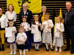 Emilia Rokita, Natasza Myszka, Aleksandra Höhn i Grzegorz Szlanga jadą do Chmielna. Za nami powiatowy etap konkursu „Rodnô Mòwa” w Brusach