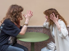 Osoby o wysokim IQ częściej przegrywają kłótnie. Wcale nie chodzi o brak argumentów