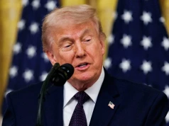 Donald Trump odcina się od sprawy Epsteina. Wraca pozew na gigantyczną kwotę