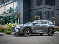Lexus wyprzedaje rocznik 2025. Leasing od 101,9% i kredyt 0% na hybrydy plug-in – sprawdź, które modele warto brać