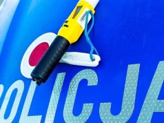 Nietrzeźwa kierująca spowodowała kolizję. W samochodzie przewoziła dzieci
