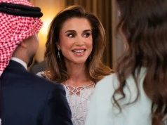Rania postawiła na elegancję i tradycję. Rajwa dobrała kultową torebkę