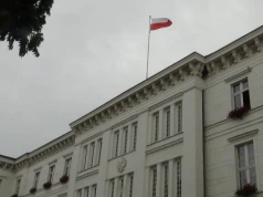 Marszałek pojawił się na Radzie Dialogu, ale to nic nie zmienia. Uczelnie ze wspólnym głosem