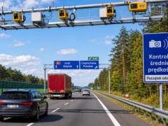 Uwaga kierowcy! Na autostradzie A1 pod Częstochową trwa montaż odcinkowego pomiaru prędkości