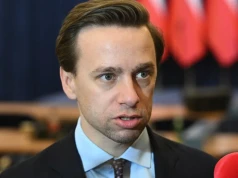 Bosak krytykuje projekt MKiDN: „Pogięte blachy nazywają rzeźbą”