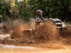 Can-Am Outlander - quad, który nie pyta, czy droga istnieje. On po prostu ją znajduje