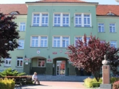 „Mieszkańcy są zakładnikami tego smrodu”. Burzliwa sesja Rady Powiatu Tureckiego