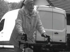 Seniorka z balkonikiem „złapana” przez radar. Policja nie mogła uwierzyć własnym oczom