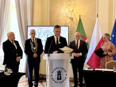 Burza po sesji w Zamku Książ. Poszło o Banderę