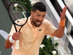 Prawie pięć godzin emocji! Djoković wypuścił prowadzenie 2:0 i odpadł z Roland Garros