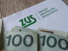 ZUS znów zmienia terminy. Pieniądze wpłyną inaczej niż zwykle