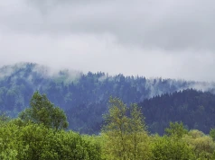 Sobota pod znakiem burz? Wydano ostrzeżenia meteorologiczne i hydrologiczne