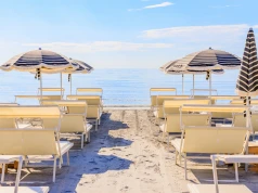 Wakacje nad Adriatykiem 🌤️⛱️ Pobyt we Włoszech w hotelu z wyżywieniem za 1249 PLN ☕🥐