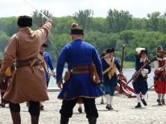 Bydgoszcz coraz bardziej dostrzega potencjał Wisły. Szwedzkim najazdem rozpoczął się sezon