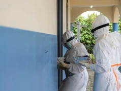 Wirus ebola mógł dotrzeć do kolejnego państwa. Pacjent ma gorączkę