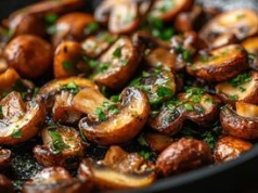 Dodaję szczyptę do smażenia pieczarek. Nadaje im piękny, złoty kolor i wyciąga pełnię smaku z grzybów