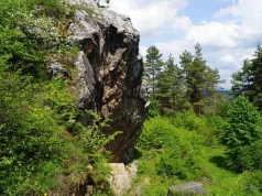 Nieznane świętokrzyskie atrakcje: górnicza sztolnia i górska grań