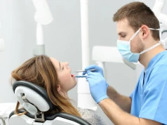 Tę usługę dentysta wykona całkowicie za darmo na NFZ. Wielu Polaków nie ma o tym pojęcia