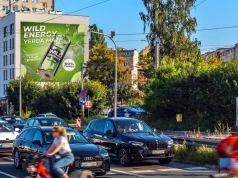 Lato sprzyja reklamie zewnętrznej. Marki podążają wakacyjnymi trasami Polaków