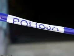 Makabryczne odkrycie policji w Łobzie. Zwłoki mężczyzny z raną na szyi