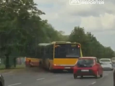 Zderzenie autobusu miejskiego z dwoma BMW na Ursynowie. Jedna osoba ranna