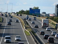 Natężenie ruchu na drogach w wakacje według GPR 2025. Polskie trasy utoną w korkach