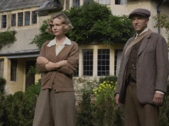 To najlepszy brytyjski film historyczny na Netflixie? Carey Mulligan i Ralph Fiennes w dramacie na podstawie prawdziwych wydarzeń